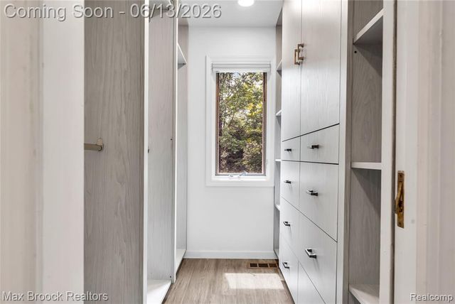 2620 Wendover Road, Bloomfield Hills, MI 48302