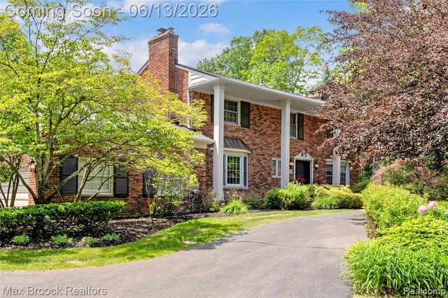 2620 Wendover Road, Bloomfield Hills, MI 48302