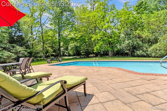2620 Wendover Road, Bloomfield Hills, MI 48302