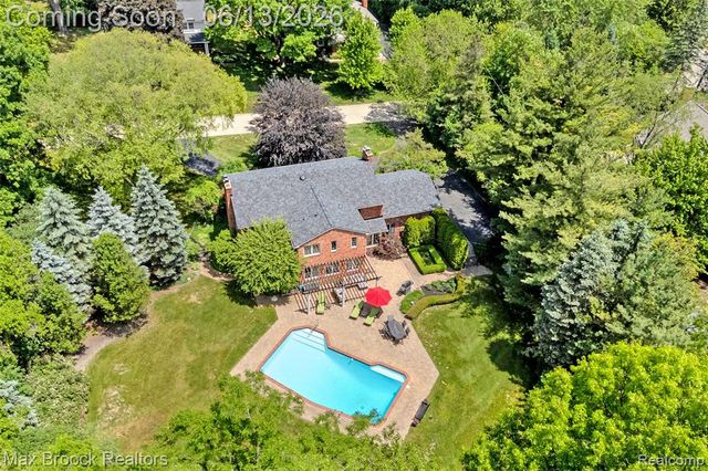 2620 Wendover Road, Bloomfield Hills, MI 48302