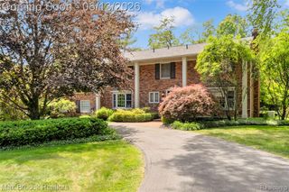 2620 Wendover Road, Bloomfield Hills, MI 48302