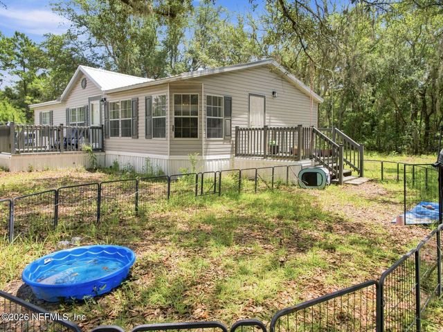 820 SELMA Avenue, Interlachen, FL 32148
