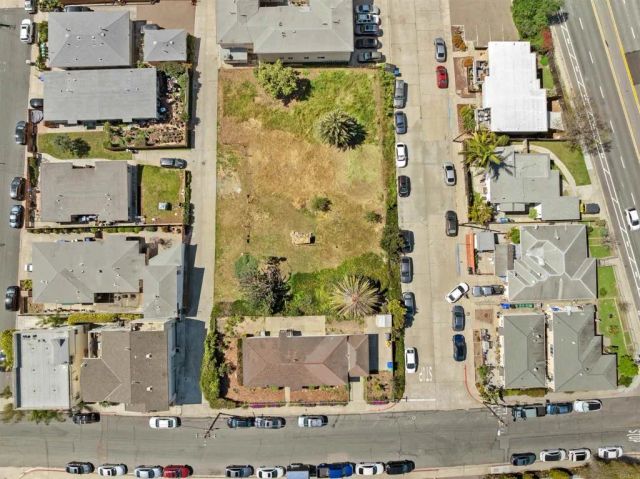 1330 Goshen Street, San Diego, CA 92110