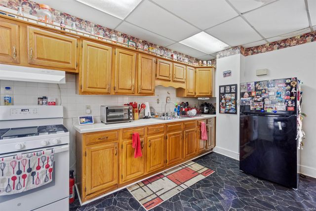 707 W 5th Street, Marion, IN 46953