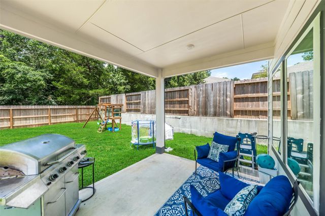 18757 Timber Glen Drive, Conroe, TX 77316