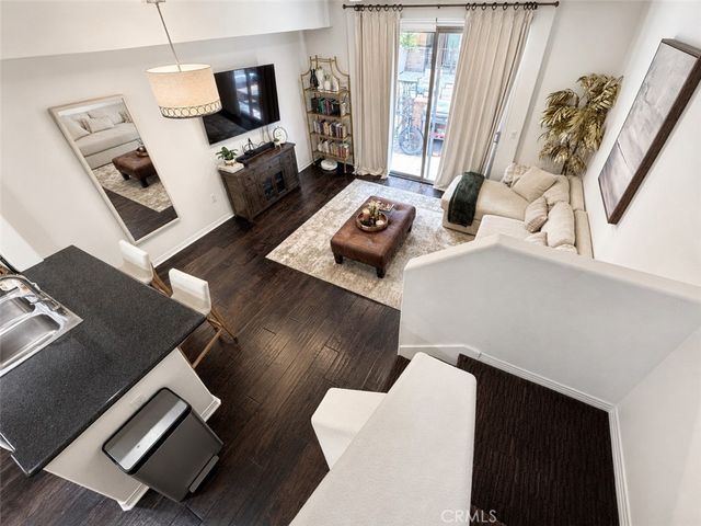 931 E Walnut Street 213, Pasadena, CA 91106