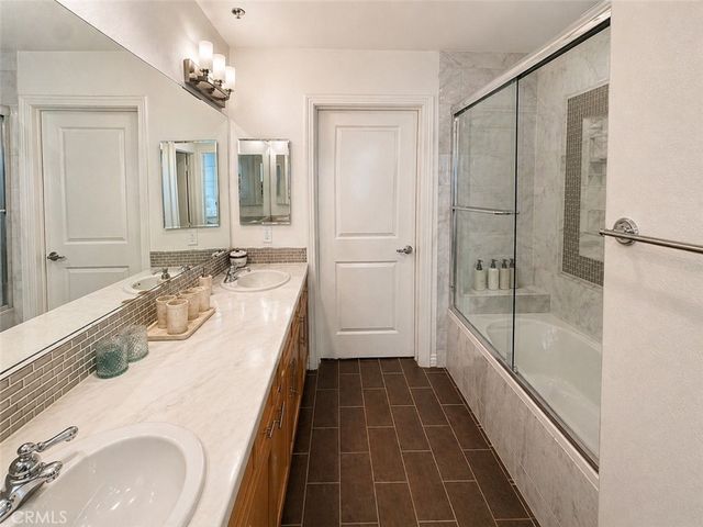 931 E Walnut Street 213, Pasadena, CA 91106