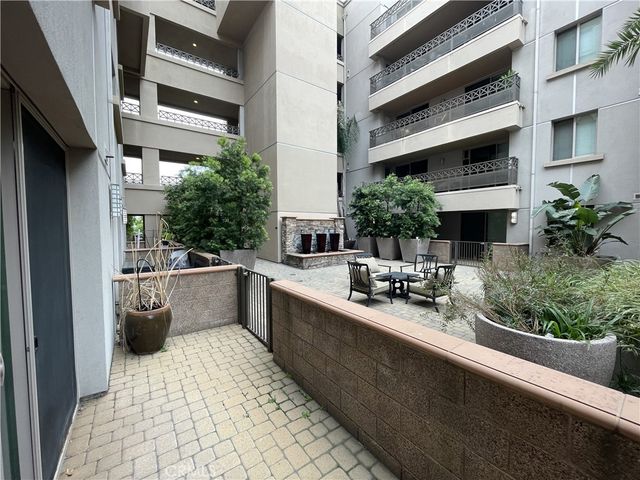 931 E Walnut Street 213, Pasadena, CA 91106