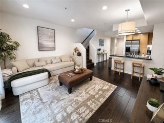 931 E Walnut Street 213, Pasadena, CA 91106