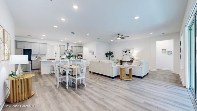 3723 Ornis Court, Grant-valkaria, FL 32950