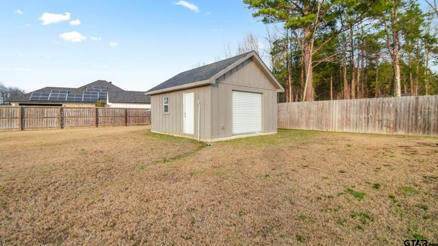 14144 Foxtail Dr, Flint, TX 75762