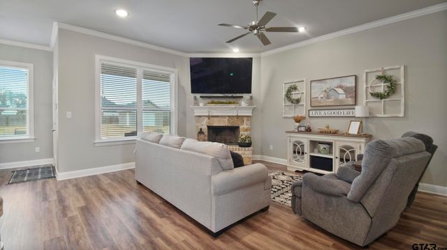 14144 Foxtail Dr, Flint, TX 75762