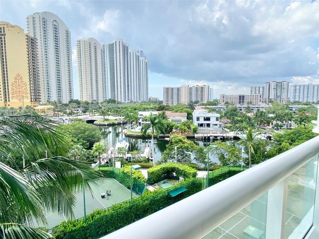16400 Collins Avenue 542, Sunny Isles Beach, FL 33160