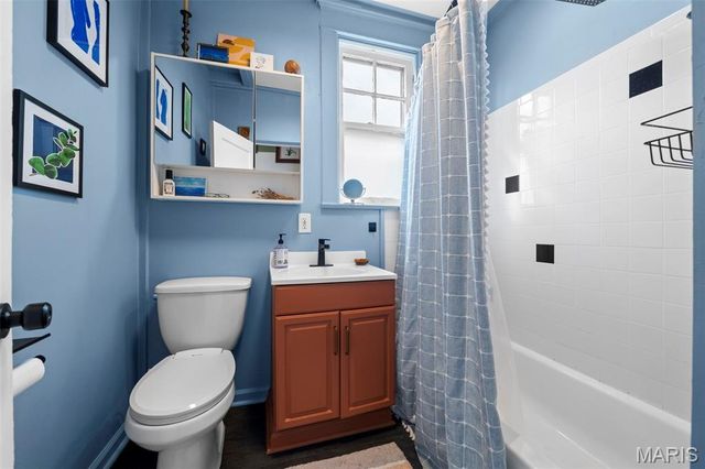 6539 Bartmer Avenue, University City, MO 63130