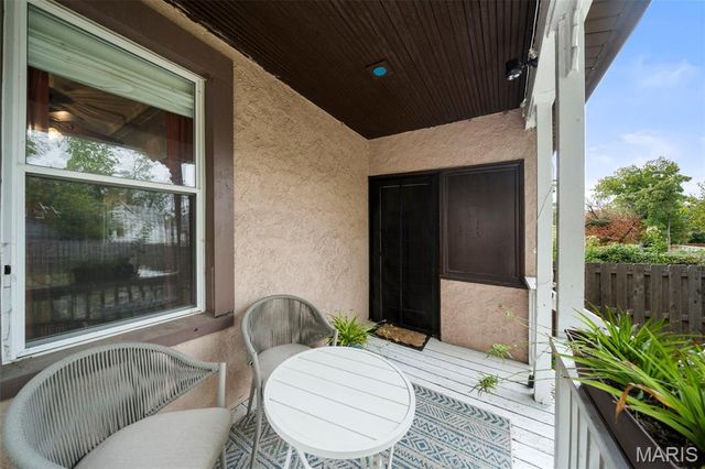 6539 Bartmer Avenue, University City, MO 63130