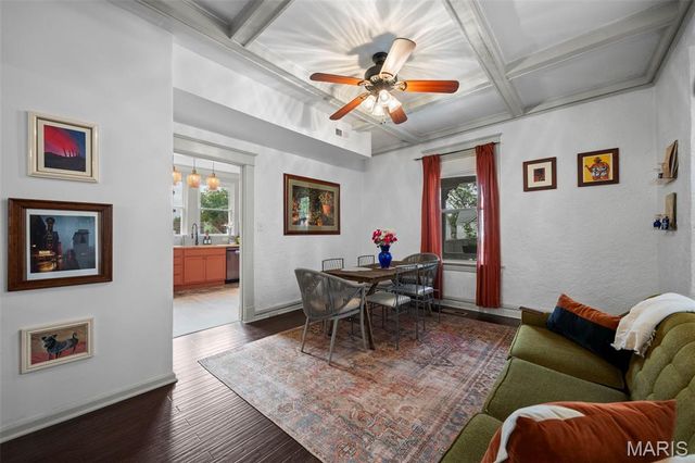 6539 Bartmer Avenue, University City, MO 63130