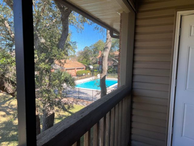 225 Carmel Drive 27, Fort Walton Beach, FL 32547