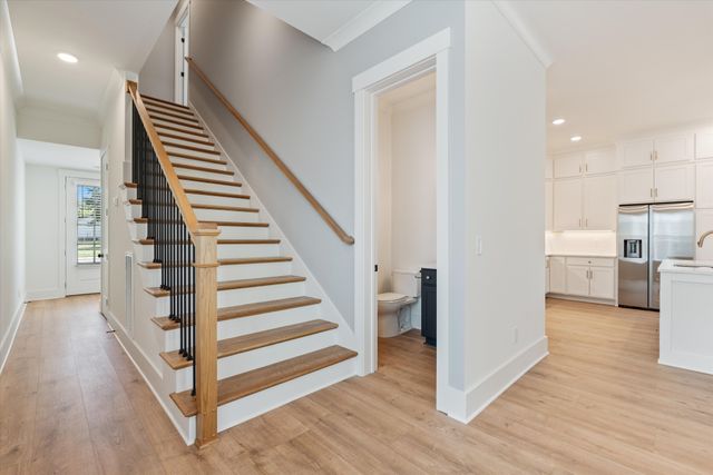 329 Old Shackle Island Rd, Hendersonville, TN 37075