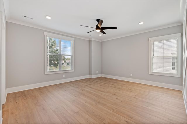 329 Old Shackle Island Rd, Hendersonville, TN 37075