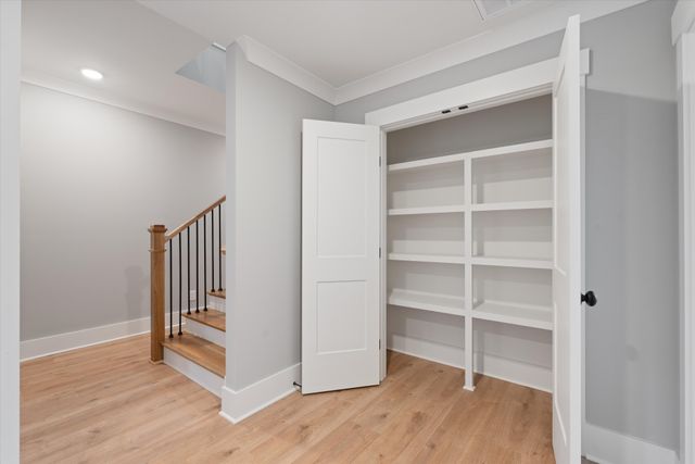 329 Old Shackle Island Rd, Hendersonville, TN 37075