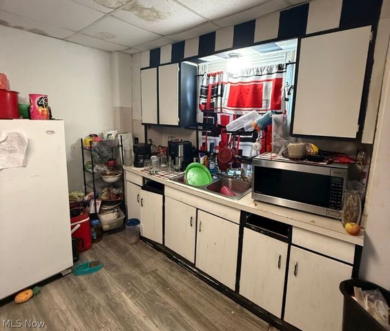 119 Neufer Court, Elyria, OH 44035