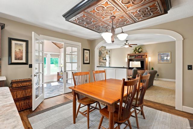 18736 Roselle Cove, Auburn, IN 46706