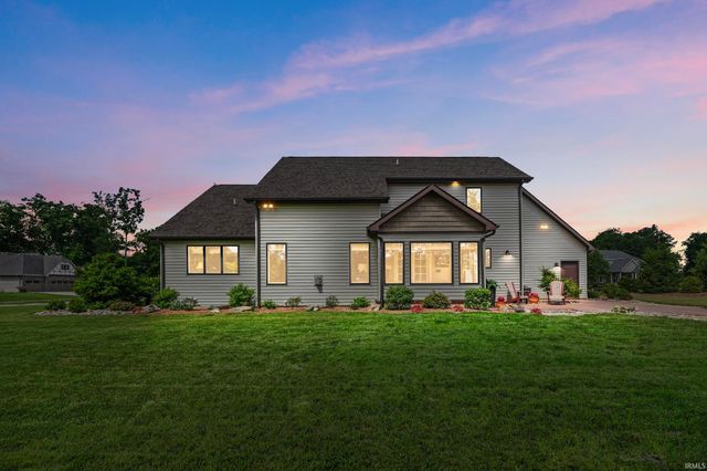 18736 Roselle Cove, Auburn, IN 46706