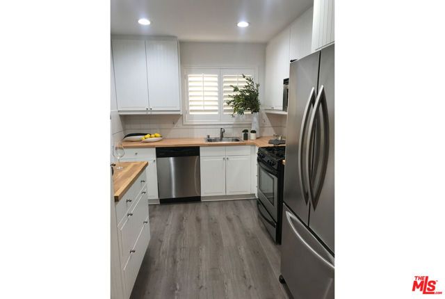 1865 GREENFIELD Avenue 102, Los Angeles, CA 90025