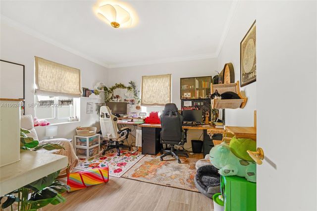 1737 SW 11th St, Miami, FL 33135