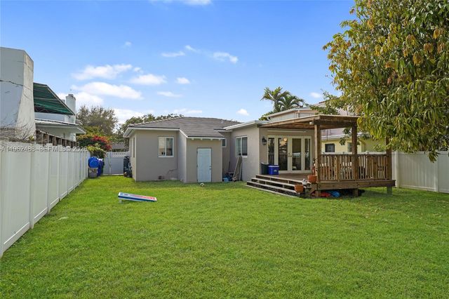 1737 SW 11th St, Miami, FL 33135