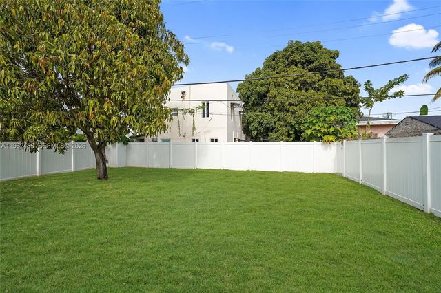 1737 SW 11th St, Miami, FL 33135