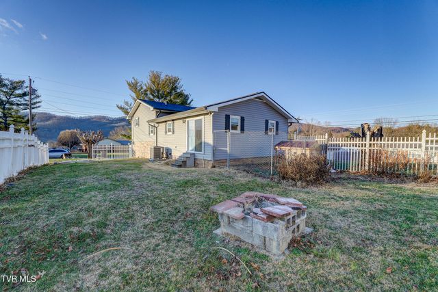 538 Rock Creek Road, Erwin, TN 37650