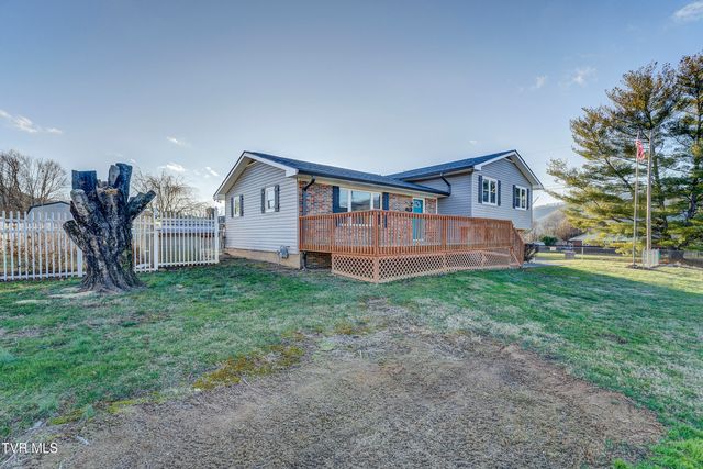 538 Rock Creek Road, Erwin, TN 37650
