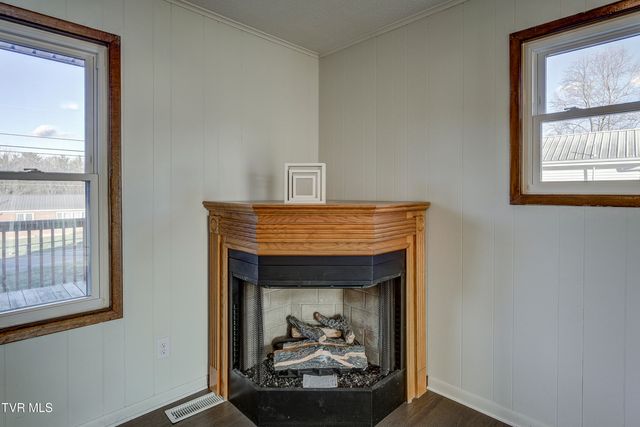 538 Rock Creek Road, Erwin, TN 37650
