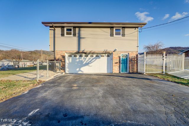 538 Rock Creek Road, Erwin, TN 37650