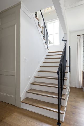 280 Harding Pl, Nashville, TN 37205