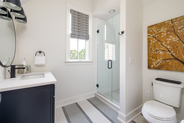 280 Harding Pl, Nashville, TN 37205