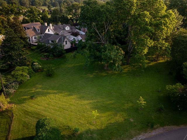 280 Harding Pl, Nashville, TN 37205