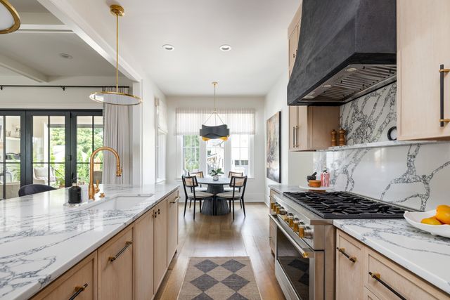 280 Harding Pl, Nashville, TN 37205