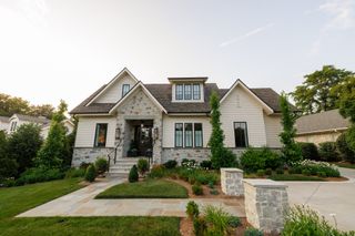 280 Harding Pl, Nashville, TN 37205