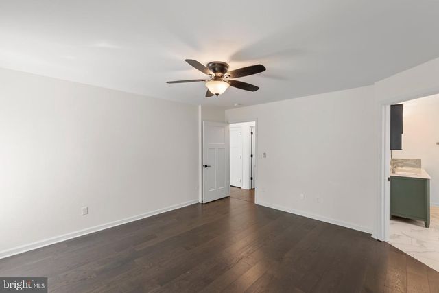 112 COLONIAL DR, Cross Junction, VA 22625