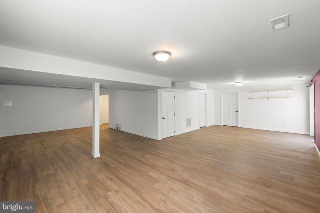 112 COLONIAL DR, Cross Junction, VA 22625