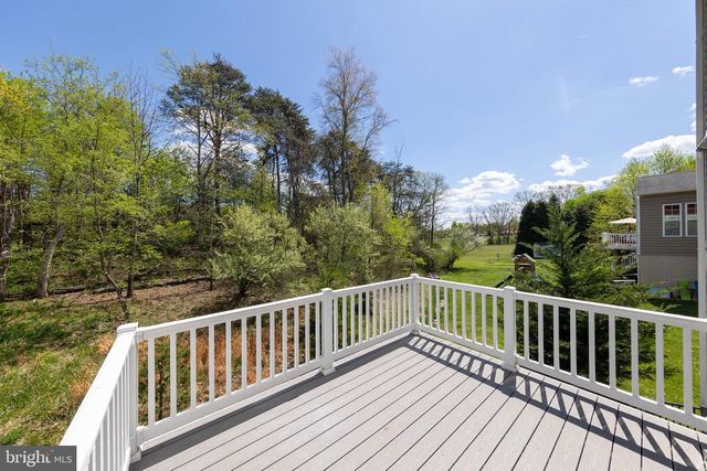 112 COLONIAL DR, Cross Junction, VA 22625