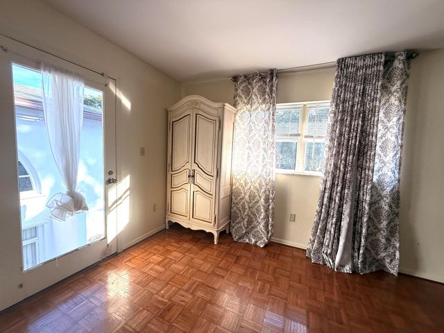 1009 S Indian River Drive, Fort Pierce, FL 34950