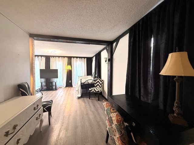 1009 S Indian River Drive, Fort Pierce, FL 34950