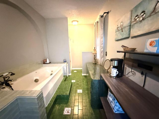 1009 S Indian River Drive, Fort Pierce, FL 34950