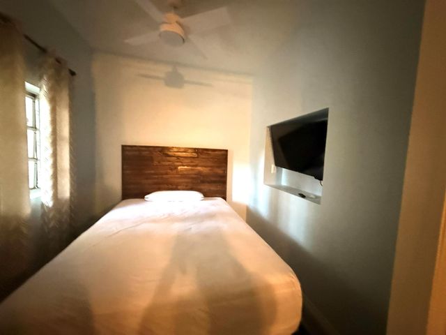 1009 S Indian River Drive, Fort Pierce, FL 34950