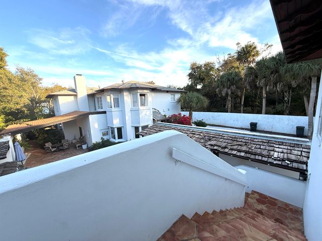 1009 S Indian River Drive, Fort Pierce, FL 34950