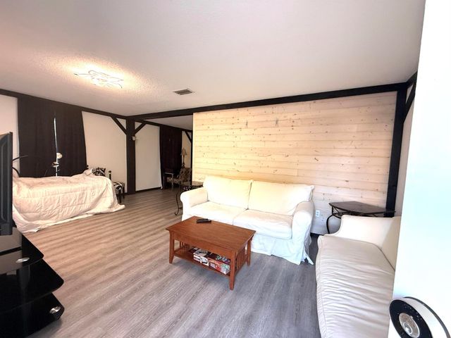 1009 S Indian River Drive, Fort Pierce, FL 34950