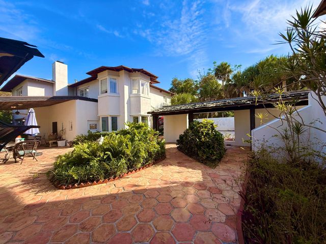 1009 S Indian River Drive, Fort Pierce, FL 34950